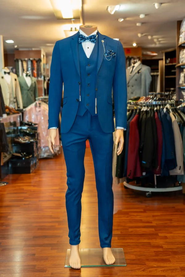 Costume bleu