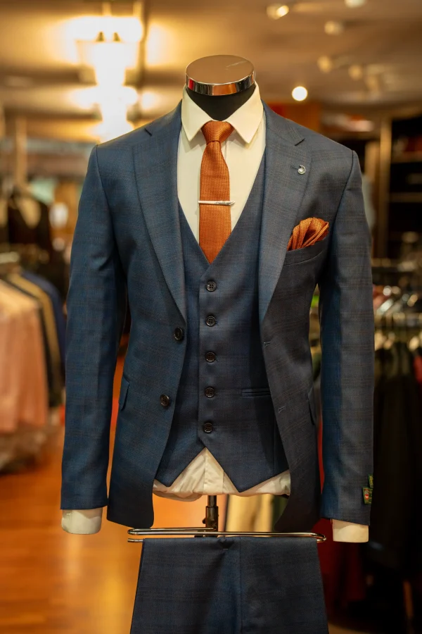 Costume bleu quadrillage détails brun